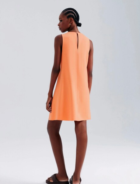 VESTIDO CORTO SIN MANGAS NARANJA