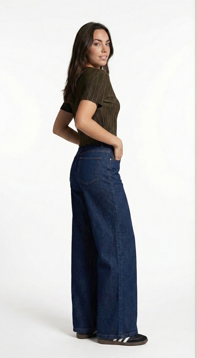 Jeans Wide. 