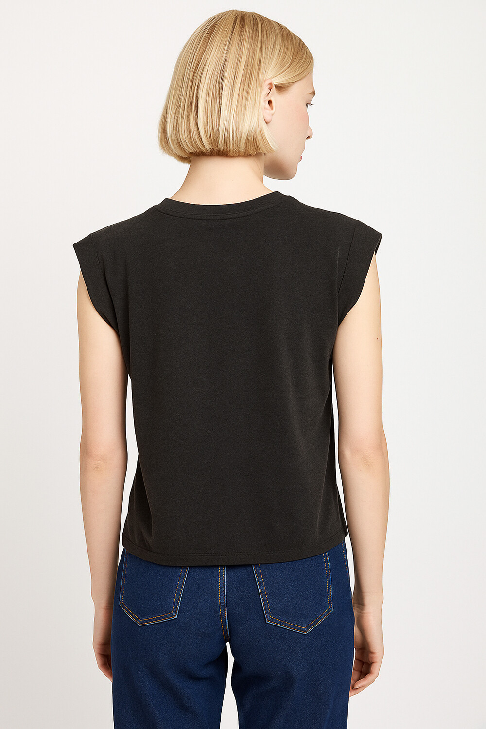 Remera Alisma Negro