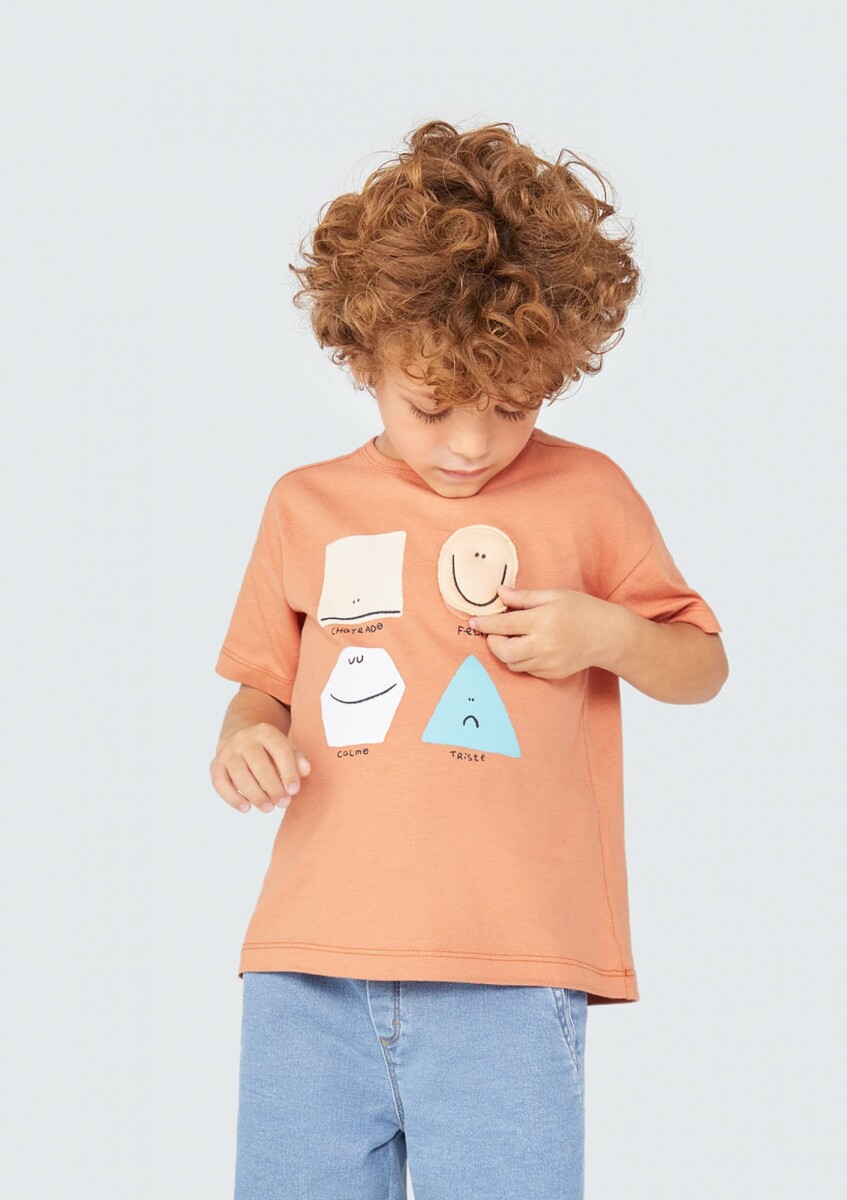 CAMISETA INFANTIL CON ESTAMPA - NARANJA 