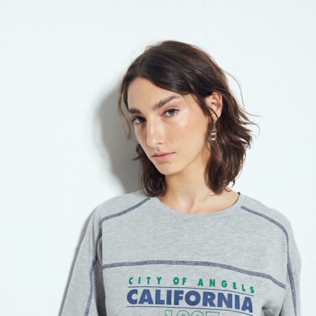 REMERA MAGNOLIO Gris Claro Melange