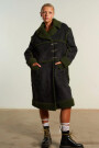 O/SIZED SUEDE COAT W/BUCKLES & Negro