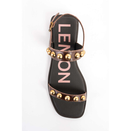 Sandalias De Cuero Con Tachas Chocolate