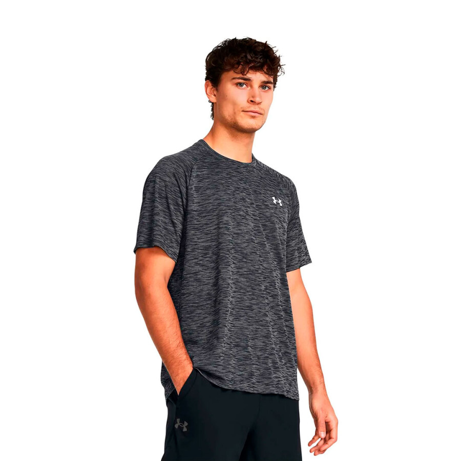 Remera de Hombre UNDER ARMOUR Tech Textured Negro