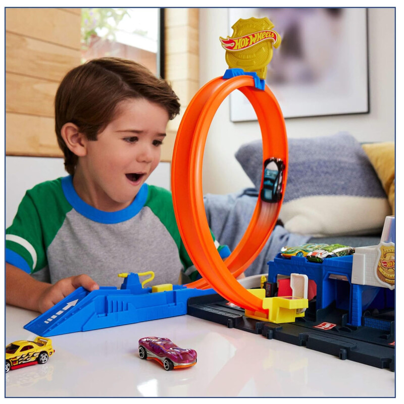 Pista Estación de policía Hot Wheels con auto y pista Looping Regulable Pista Estación de policía Hot Wheels con auto y pista Looping Regulable