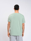 REMERA FELT Umbro Hombre 00v