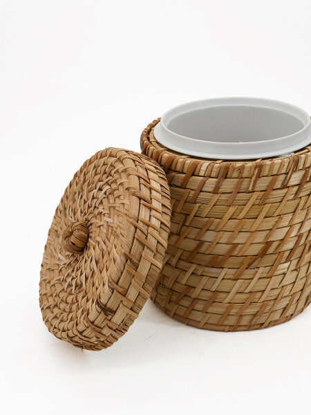 HIELERA TEJIDA CON PINZA BEIGE