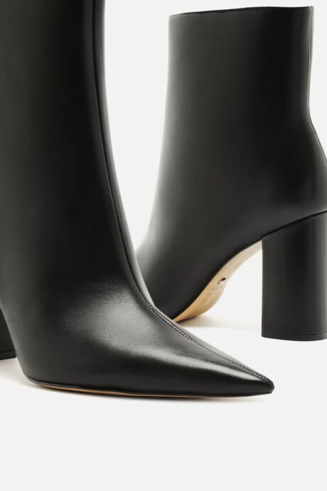 Bota de cuero Lupe Negro