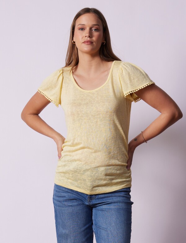 Remera Puntilla AMARILLO