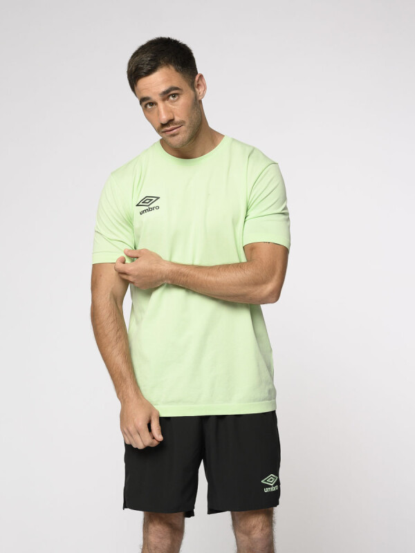 Remera Pasmel Umbro Hombre Vm2