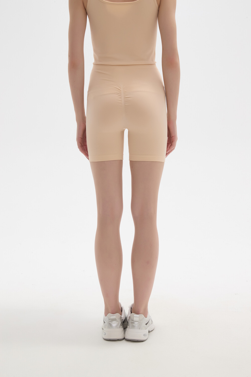 Short Jasira Beige