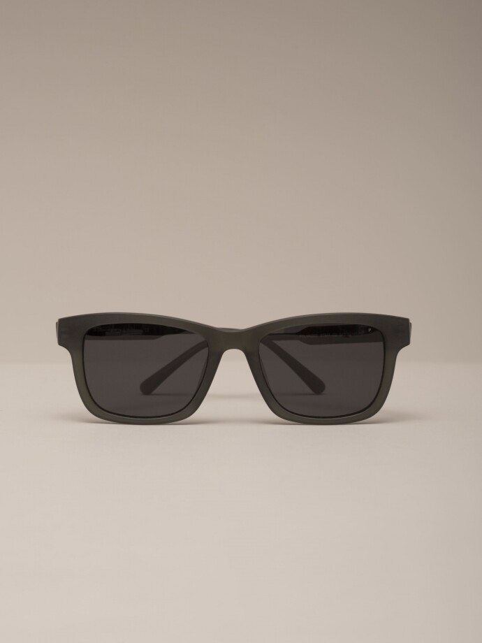 SUNGLASSES DAMON GRIS