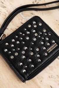 Billetera Tachas Negro