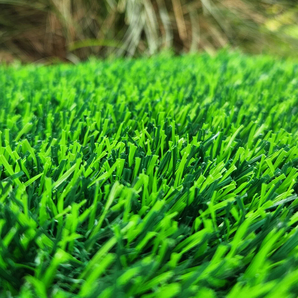 Cesped sintético PREMIUM 20mm espesor 1m2 