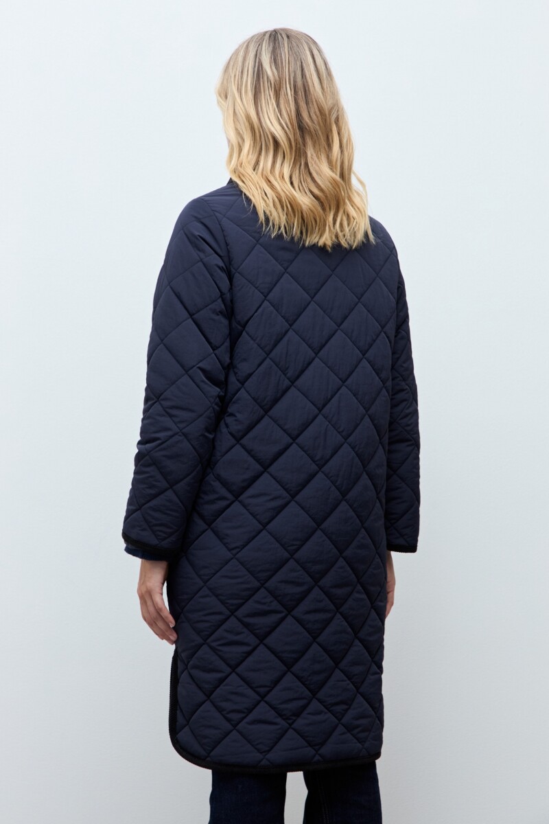 Campera a cuadros capitoneada azul marino