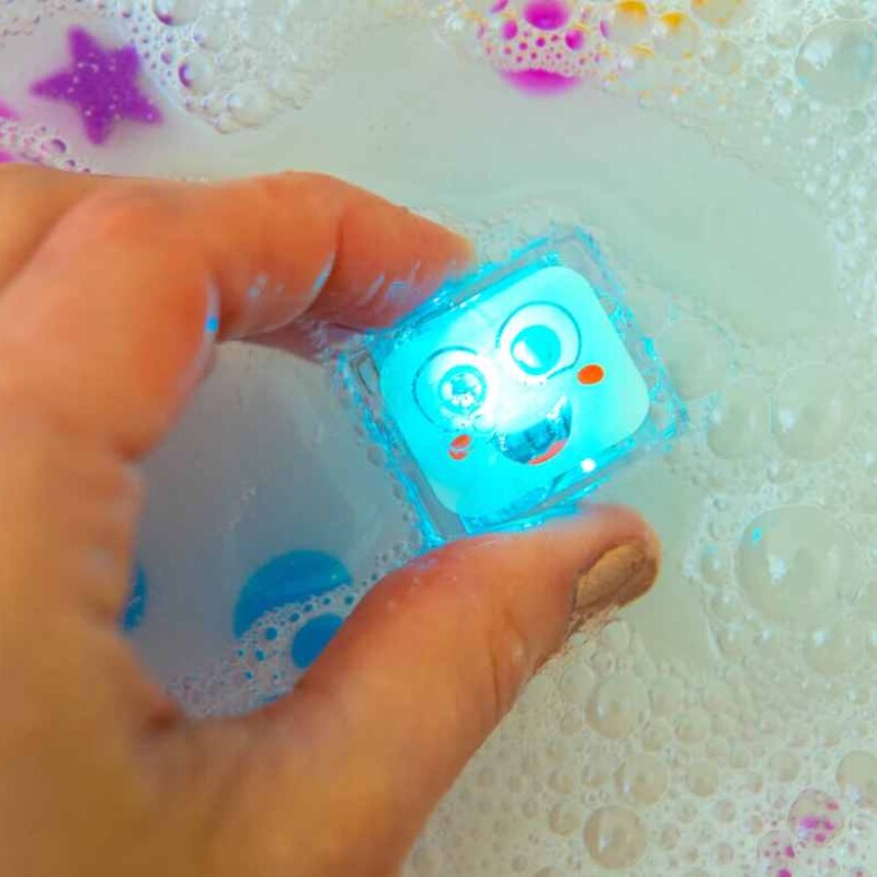 Glo Pals Light Up Cube Set de 4 cubos Azul