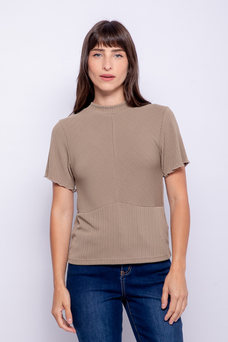 REMERA RUPERTA Almendra