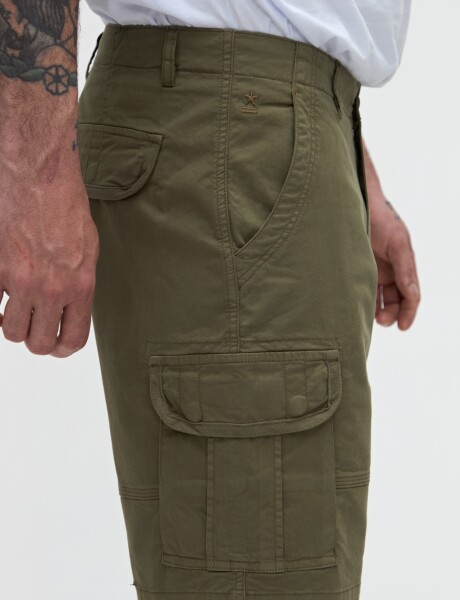 Bermuda Benton Militar