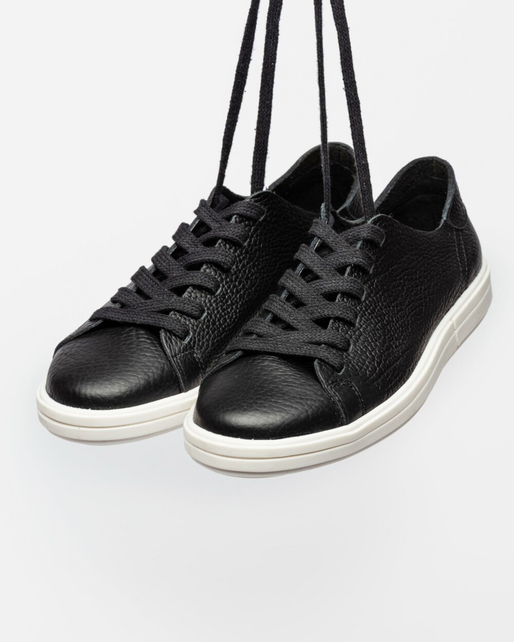 Zapatilla Emma Blanco Negro