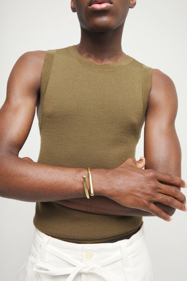 PULSERA DE ALEACIÓN DE METALES BAÑADA EN ORO 18K CON FORMA DE TUBOS Pulsera