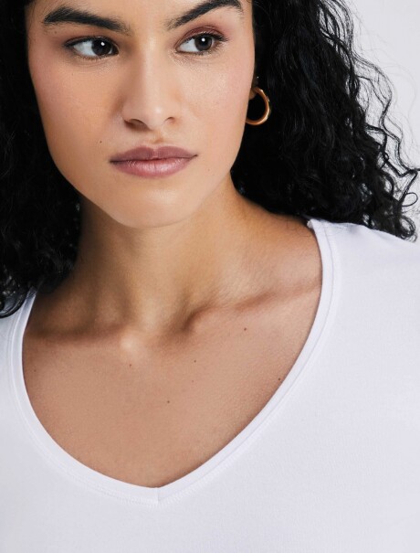 BLUSA BÁSICA DE MANGA LARGA Y CUELLO EN V BLANCO