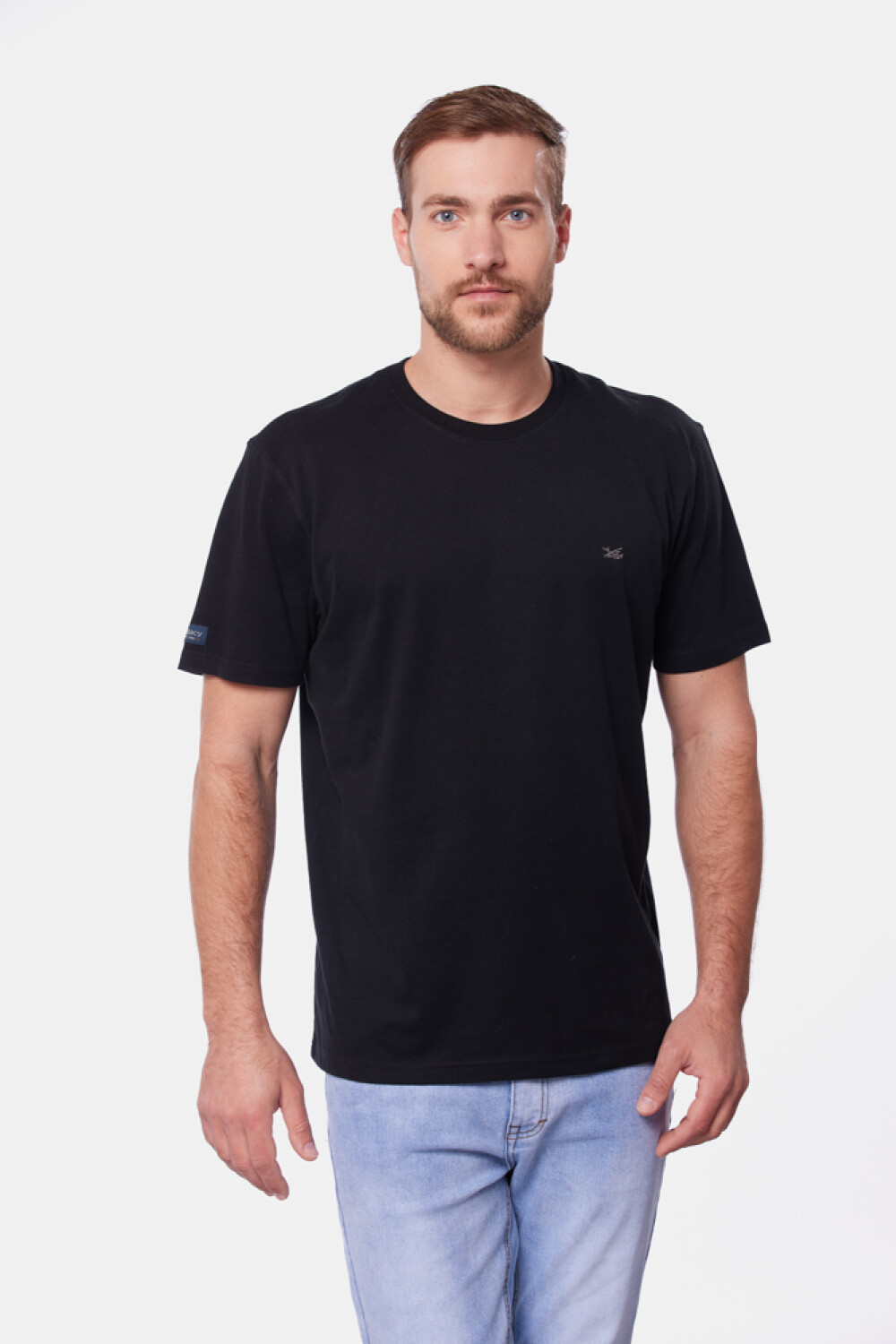 REMERA LISA Negro