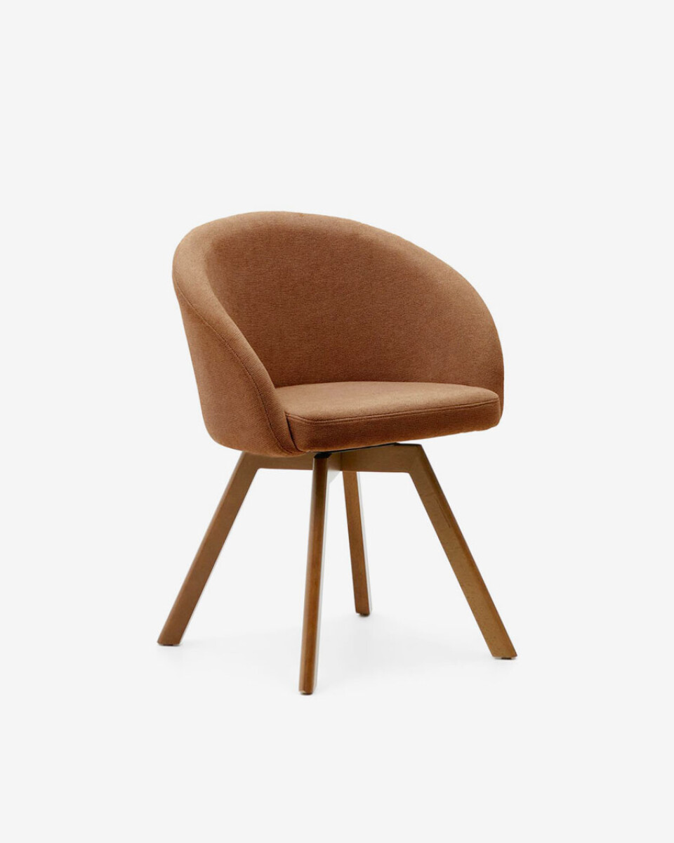 Silla giratoria Marvin - chenilla marrón y patas de madera maciza de haya acabado nogal 