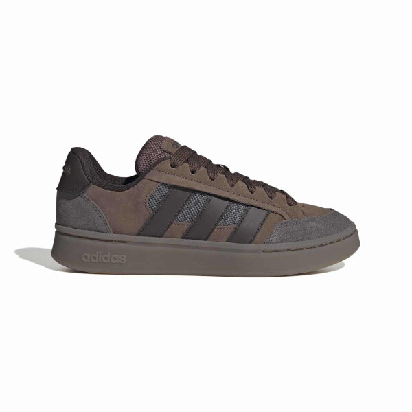 CHAMPIONES ADIDAS SK8 HOMBRE HQ7368 Marron-chocolate