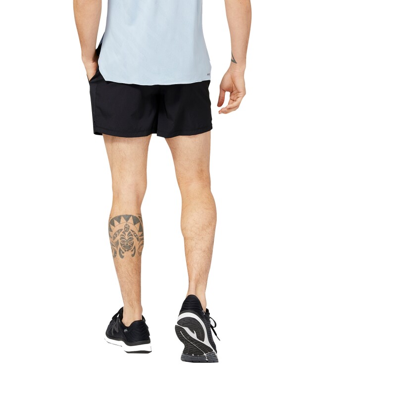 Short New Balance de hombre - Accelerate 5 Inch - MS23228BK BLACK