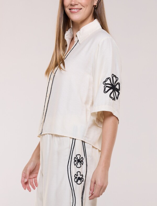 Set Bordado Camisa & Pantalón CRUDO