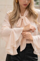 BLUSA C646/25 ESCOTE V M/L CON VOLADOS Y LAZO EN CUELLO Beige