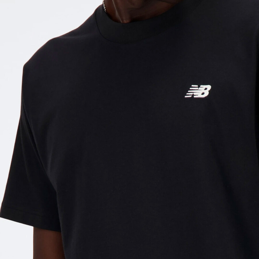 Remera de Hombre New Balance Small Logo Negro