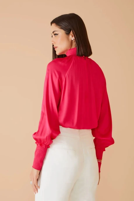 Blusa Cuello Alto Lastex Fucsia