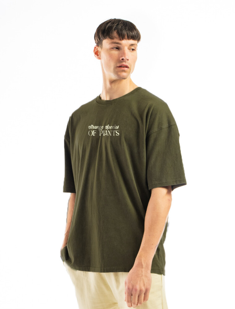 Remera Estampada Oversized Militar/ Fantasía 1