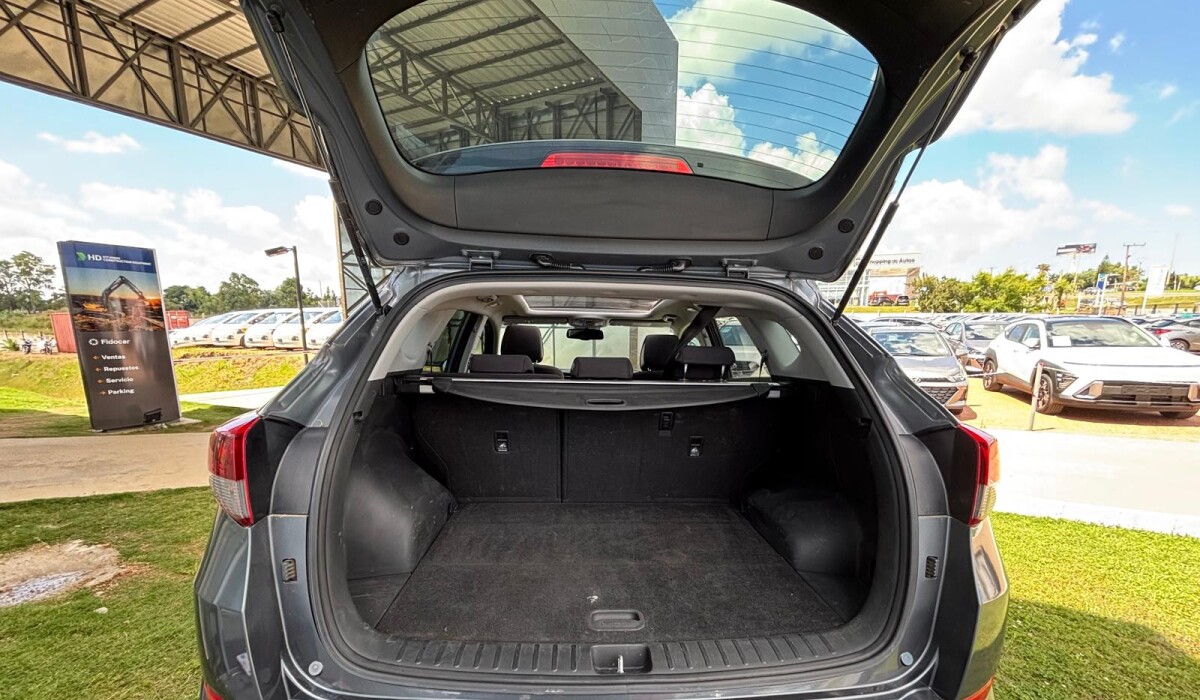 Hyundai Tucson 2,0 GLS Safe AT - 2016 Hyundai Tucson 2,0 GLS Safe AT - 2016