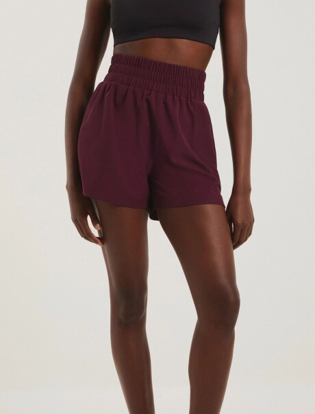SHORT DEPORTIVO EASY CARE TIPO RUNNER BORDEAUX