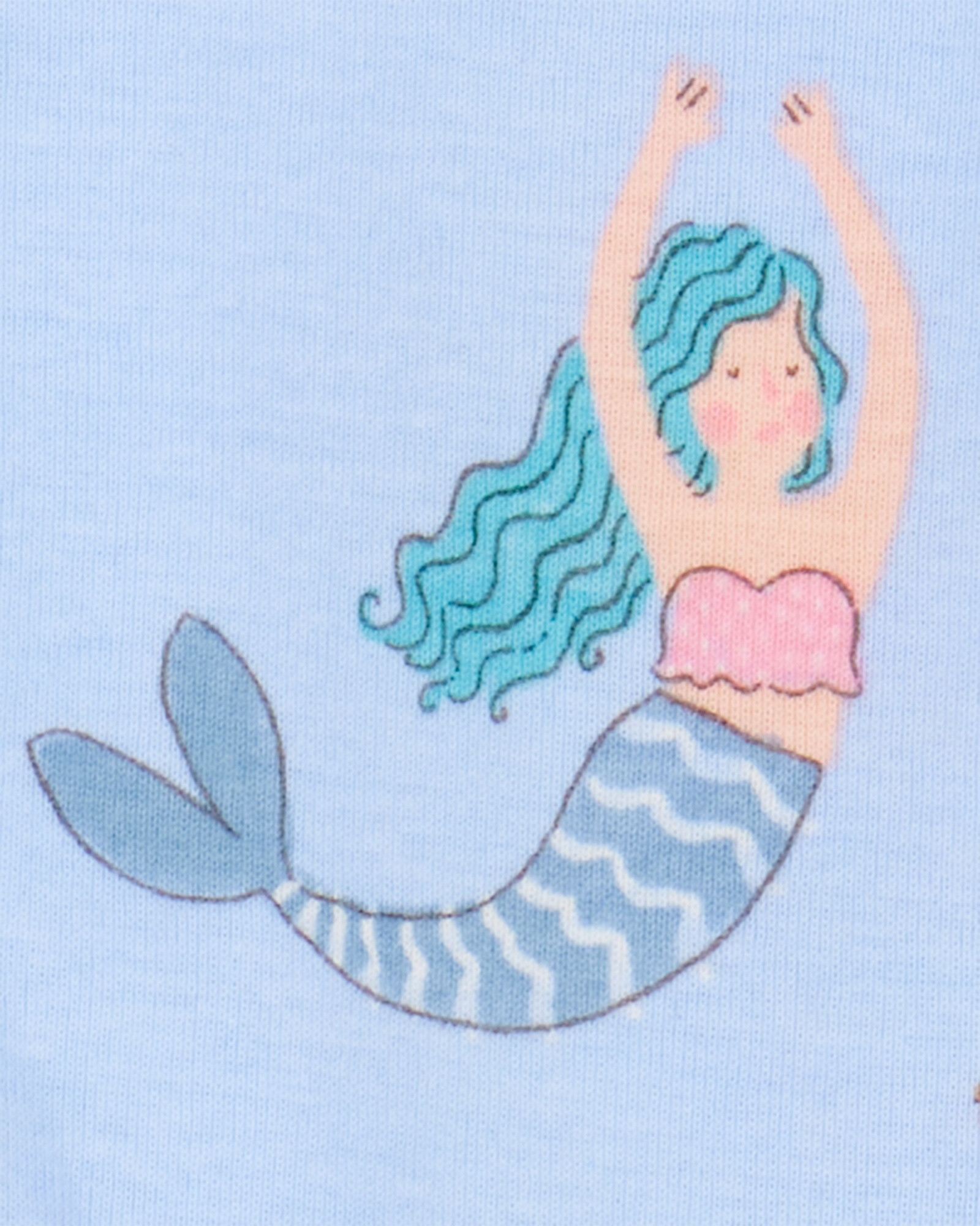 Pijama cuatro piezas de algodón, dos bermudas y dos remeras, diseño sirenas Sin color