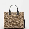 Cartera de Mano Capri En Cuero Grabado Pitón Beige
