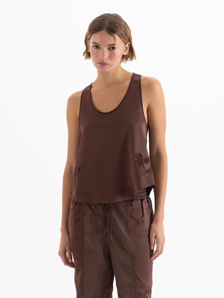 TOP CAMELIA 