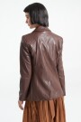 CHAQUETA Chocolate