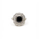 Anillo En Platino Con Brillantes Y Zafiro Central. Anillo En Platino Con Brillantes Y Zafiro Central.