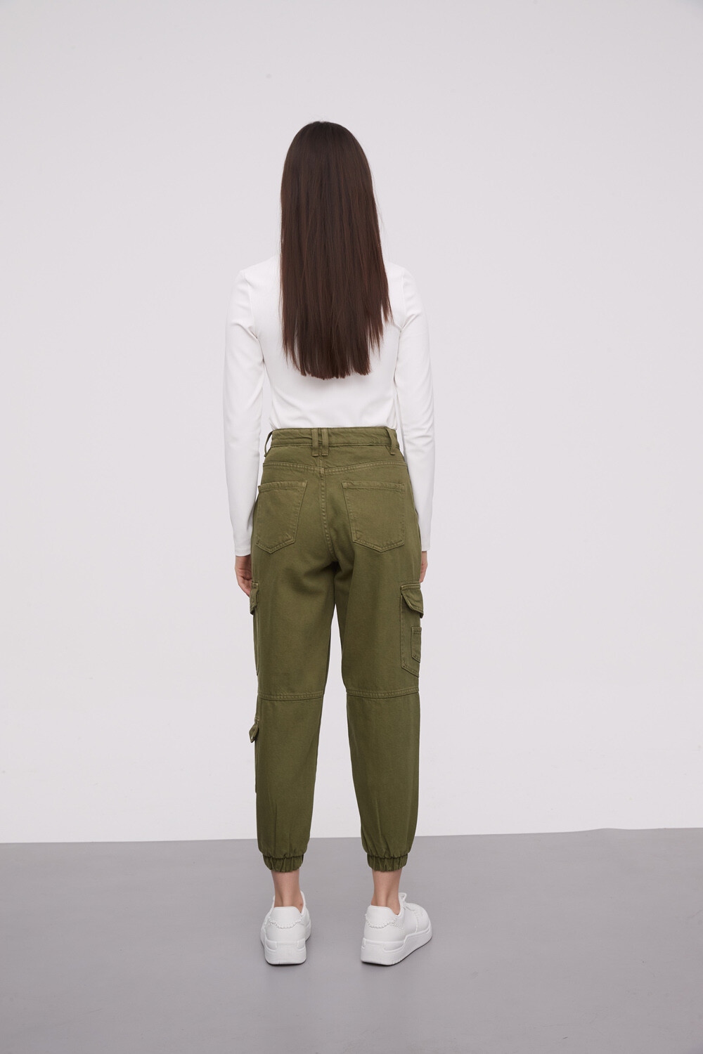 Pantalon Hollien Verde Oliva