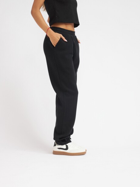 JOGGER CEREZO NEGRO