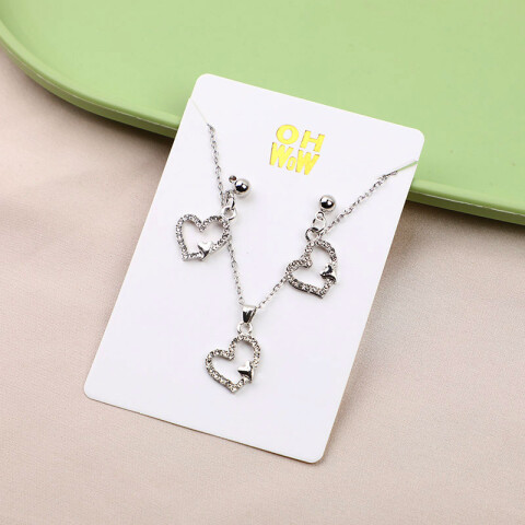 Set de collar y aretes corazones brillantes Set De Collar Y Aretes Corazones Brillantes