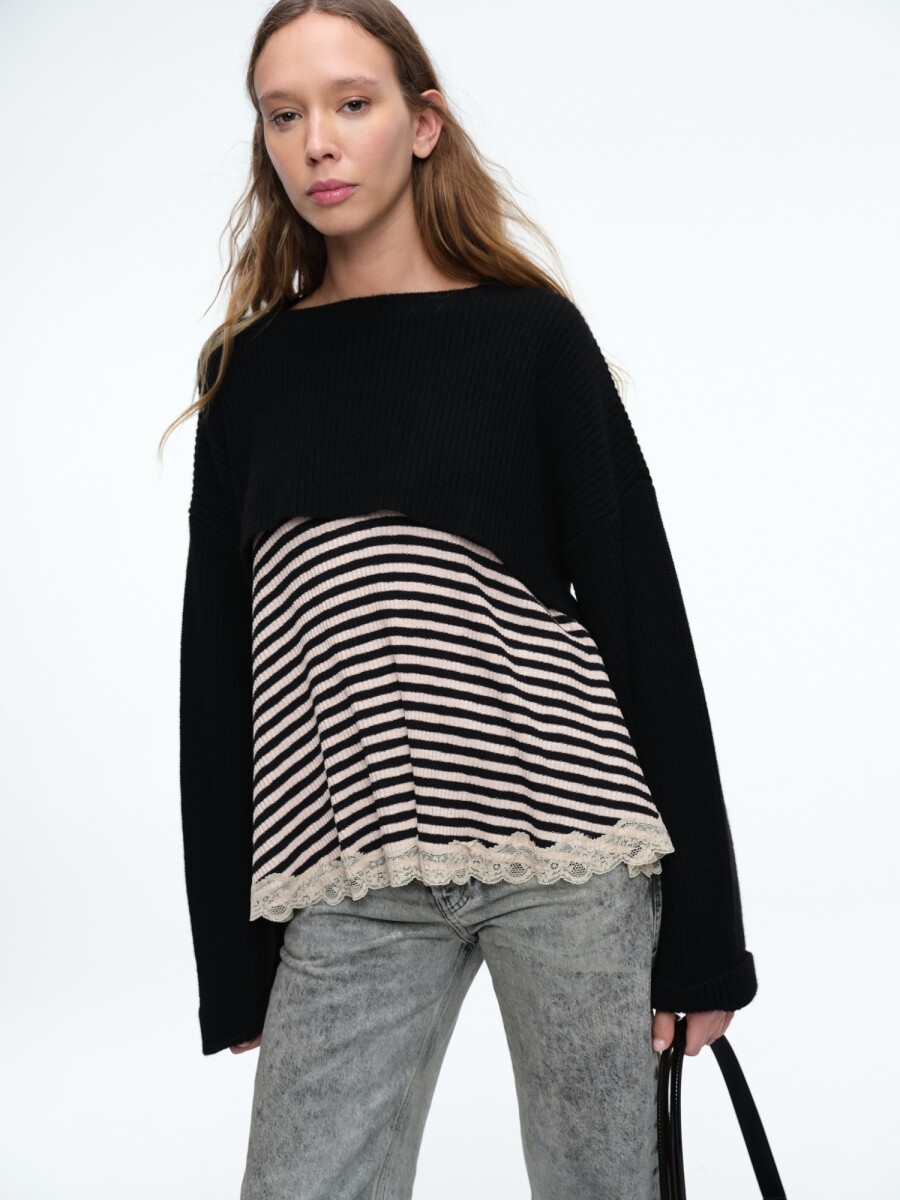 SWEATER 