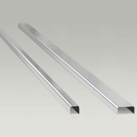 Acero Inox. Listello Royal 10mm x 2.20 mt Brillo Acero Inox. Listello Royal 10mm X 2.20 Mt Brillo