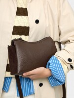 Bolso Bandolera Con Textura Efecto Piel marron
