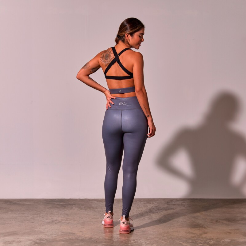 Pantalón Largo Legging Reptil de Mujer Gris