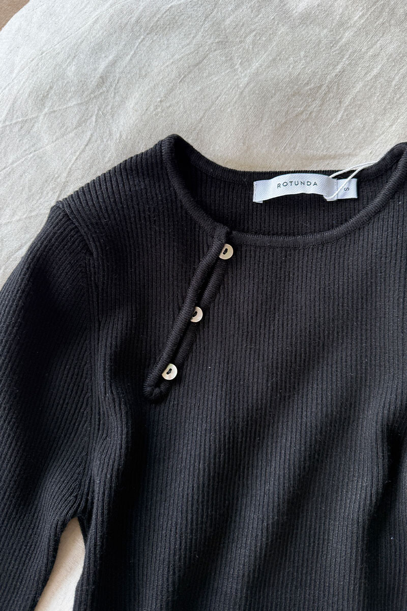 Cutal Black