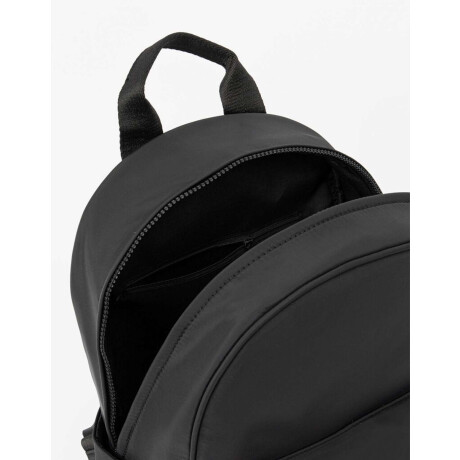 Mochila En Material Reciclado Negro